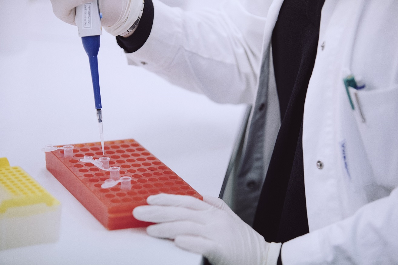 Pipettering av prov.